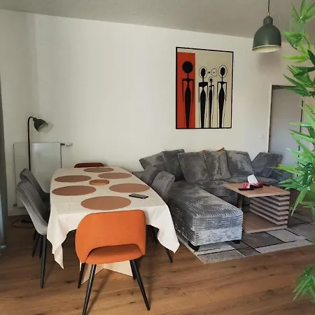 아파트 Spacious 2br Flat With Balcony In The Greater Paris Area *